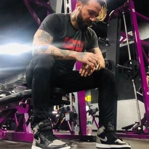 Meet your Posher, Esteban